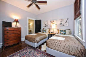 The Home Collection CLT: 500 Queens
